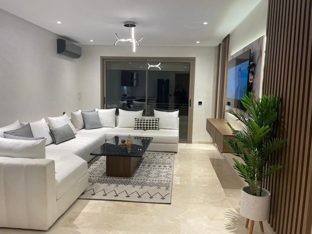 Superbe appartement F2 meublé à vendre - Victor Hugo Guéliz — Guéliz, Marrakech