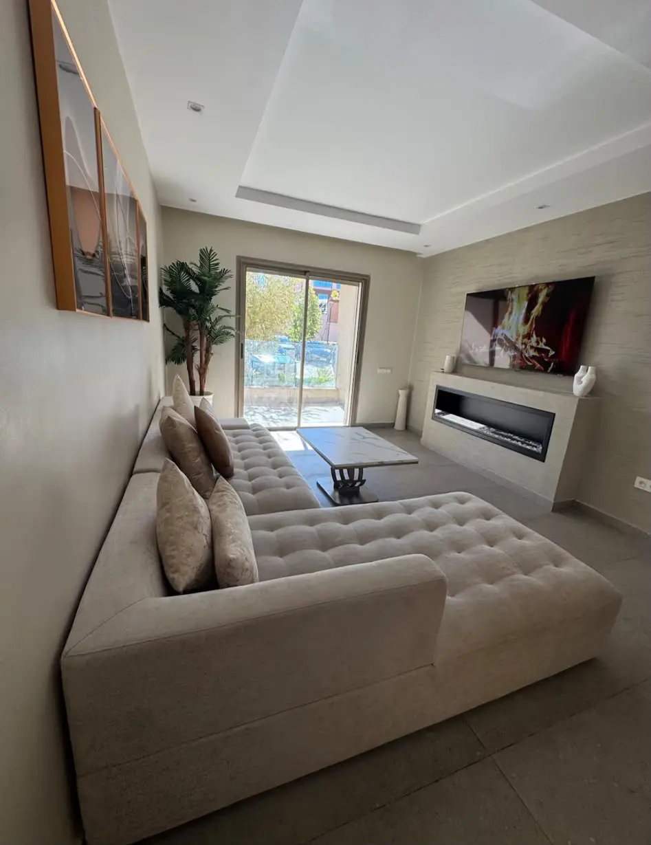 Appartement meublé moderne – 2 chambres avec terrasses — Agdal, Marrakech — Photo 2