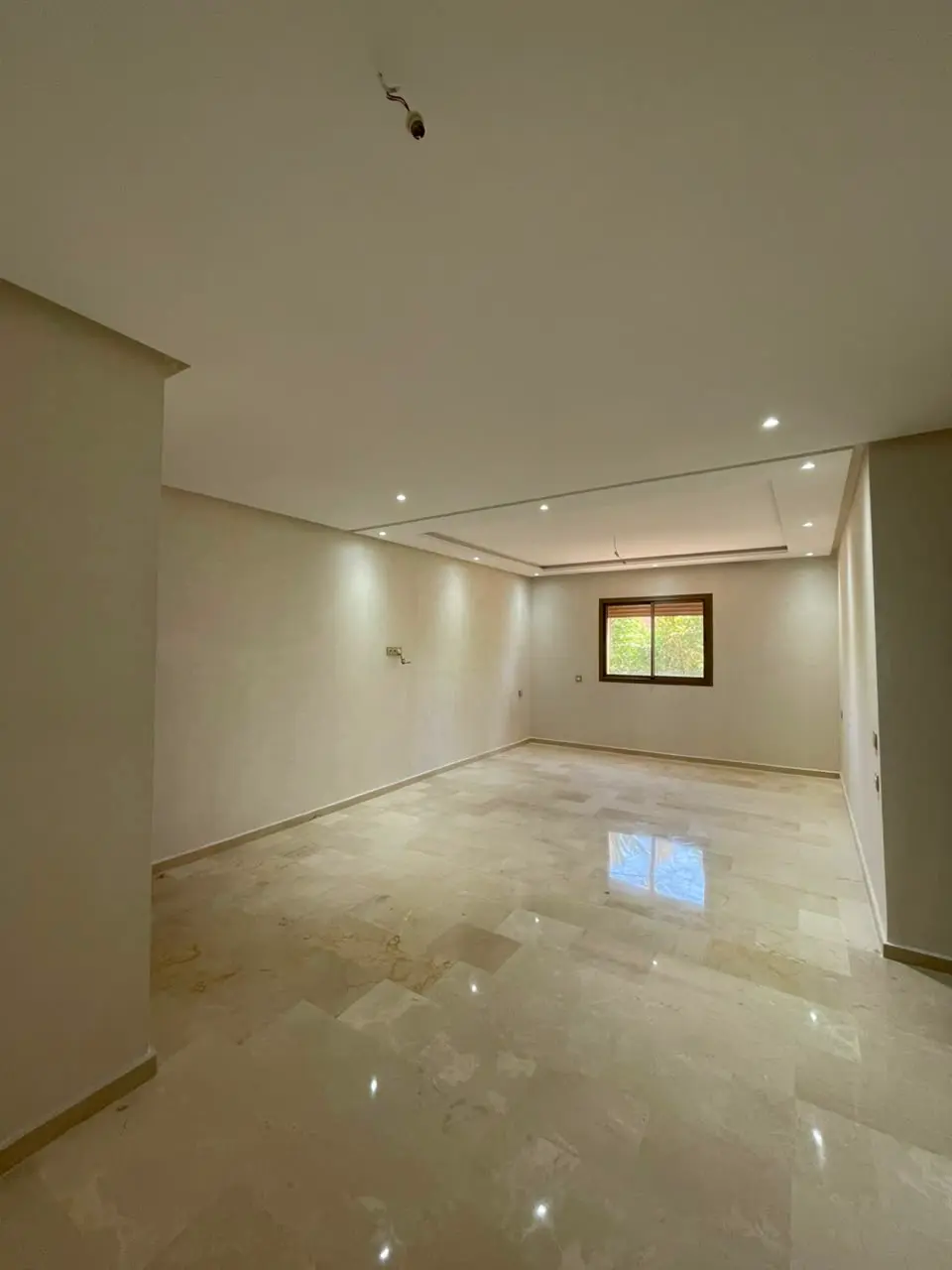 À louer : Appartement 3 chambres et salon vide à Targa avec piscine — Targa, Marrakech