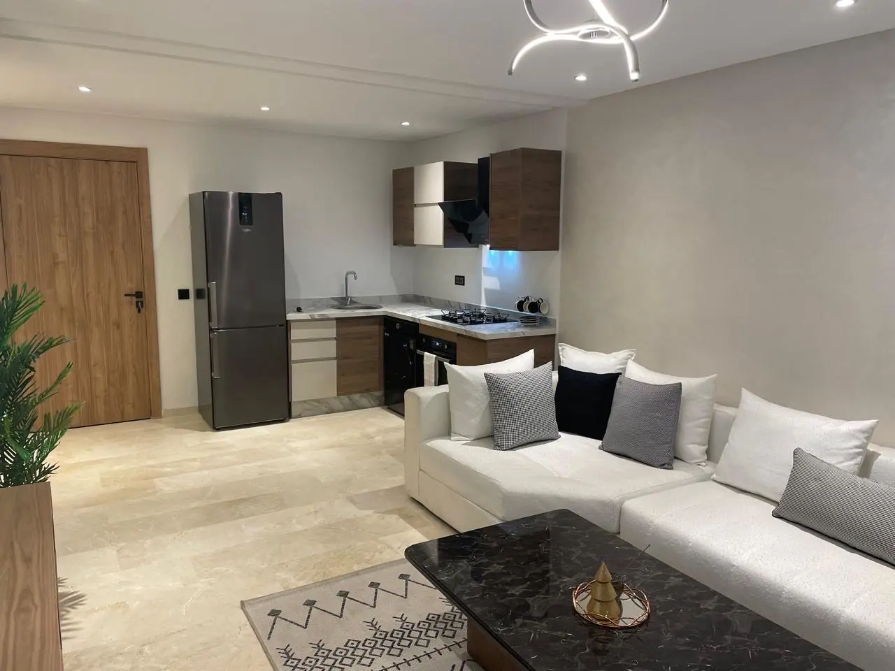 Superbe appartement F2 meublé à vendre - Victor Hugo Guéliz — Guéliz, Marrakech — Photo 2