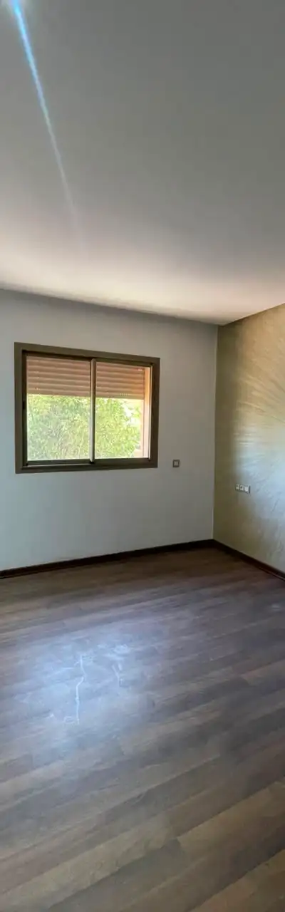 À louer : Appartement 3 chambres et salon vide à Targa avec piscine — Targa, Marrakech — Photo 10