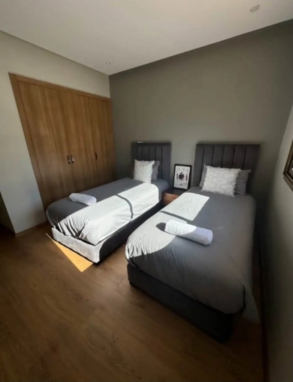 Appartement meublé moderne – 2 chambres avec terrasses — Agdal, Marrakech — Photo 3