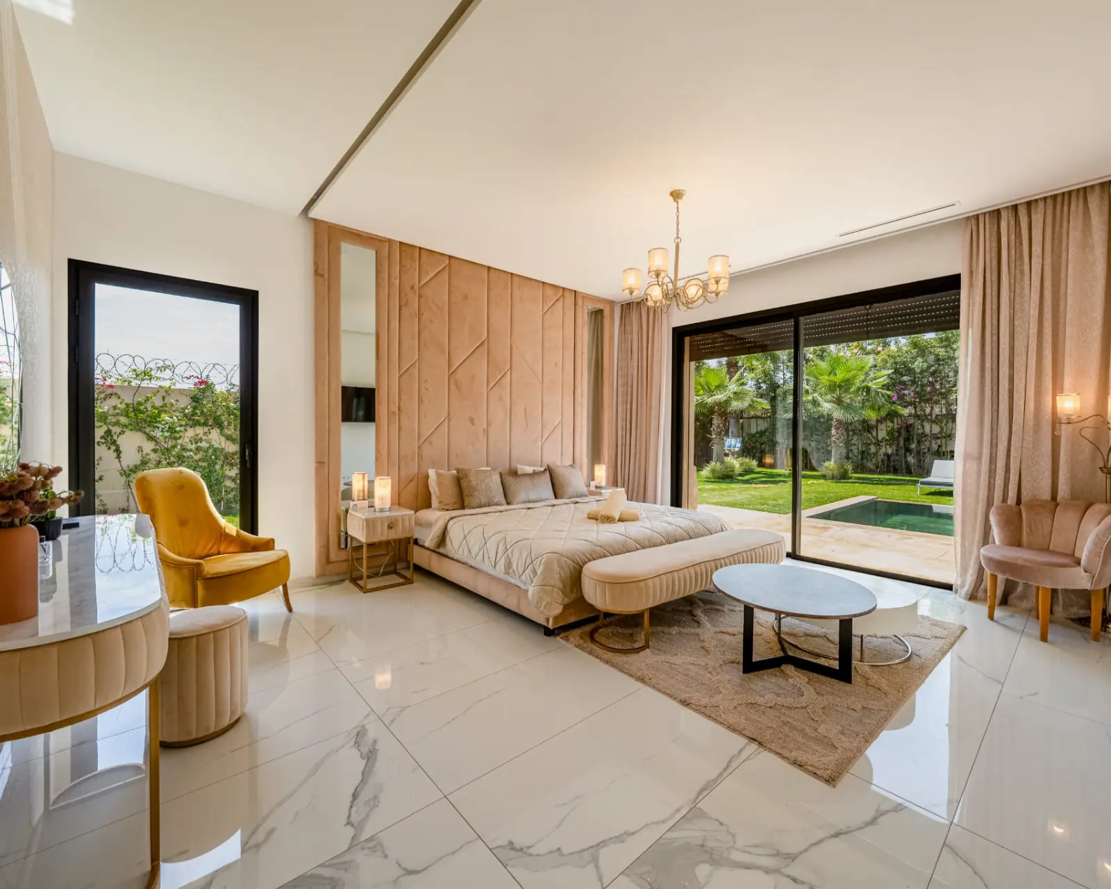 VILLA CONTEMPORAINE DE PRESTIGE — Route de l'Ourika, Marrakech — Photo 2